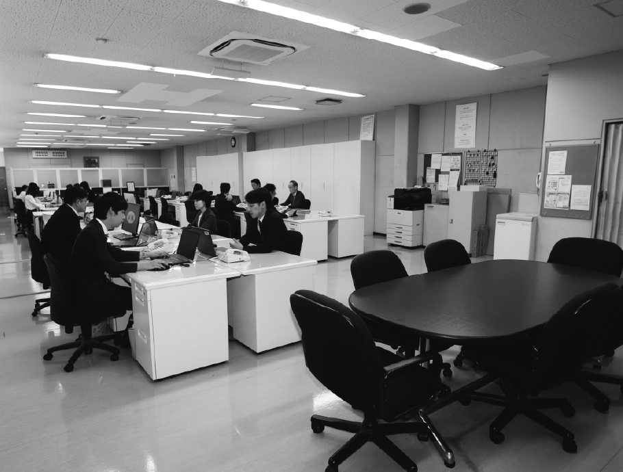 朝礼の風景写真